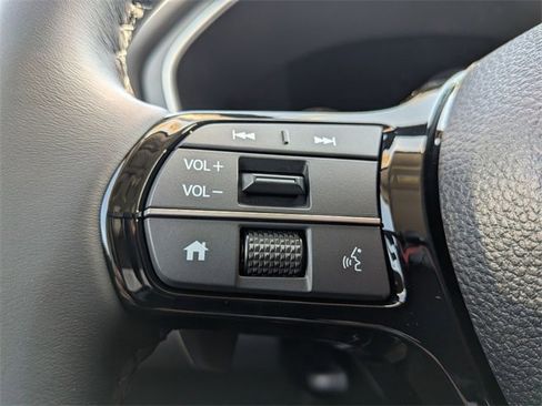 New 2025 Honda Pilot Touring image 13