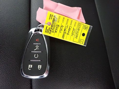 Used 2021 Chevrolet TrailBlazer ACTIV w/ Sun and Liftgate Package image 40