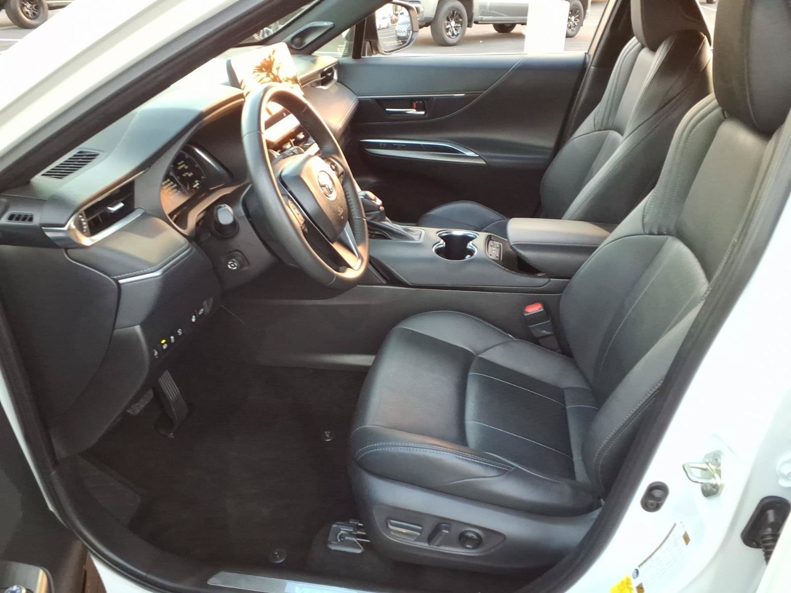 Certified 2023 Toyota Venza Limited AWD/4WD image 15
