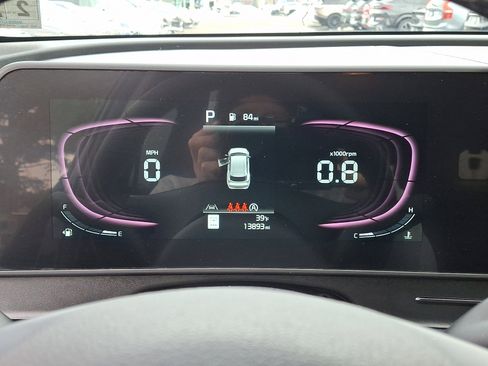 Used 2024 Kia Sportage EX image 25