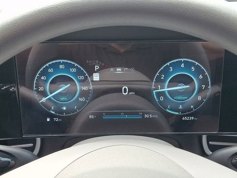 Used 2024 Hyundai Elantra SEL FWD image 22
