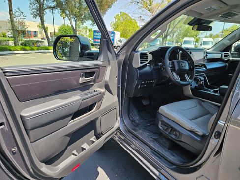 Used 2024 Toyota Tundra SR5 w/ SR5 Premium Package image 13