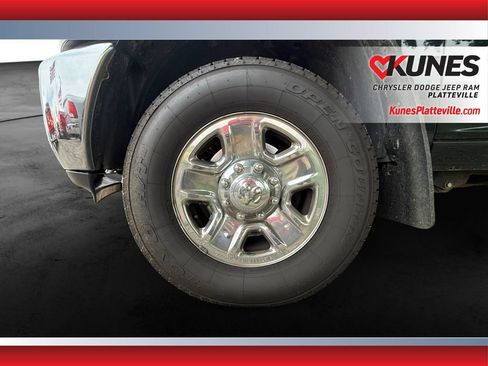 Used 2016 RAM 2500 Tradesman w/ Chrome Appearance Group AWD/4WD image 11