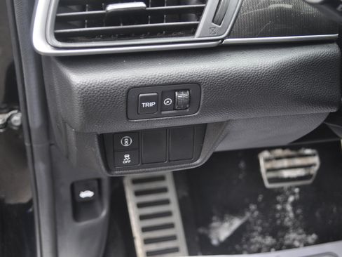 Certified 2022 Honda Accord Sport image 17