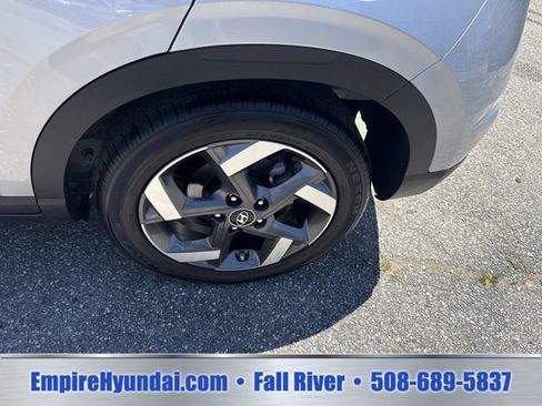 Certified 2026 Hyundai Venue SEL FWD image 11