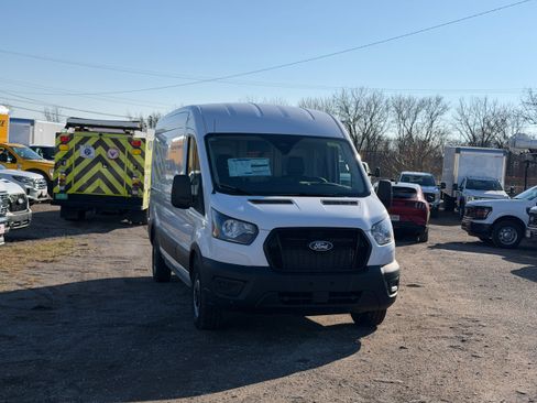 New 2026 Ford Transit 250 148 Medium Roof RWD image 1