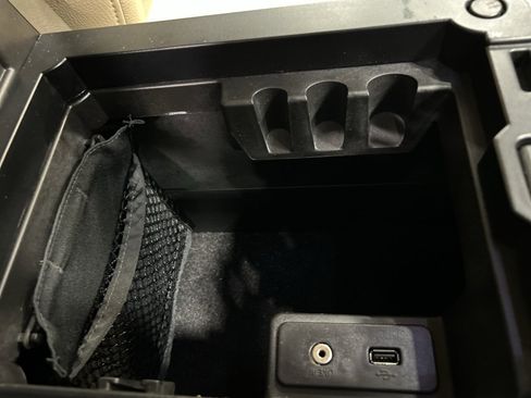 Used 2013 Ford Expedition EL XLT image 37