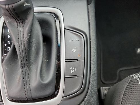 Used 2018 Hyundai Kona SEL image 32