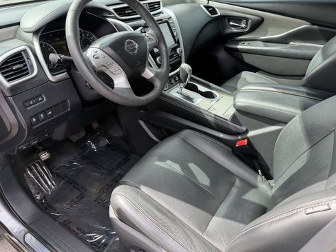 Used 2016 Nissan Murano Platinum w/ Platinum Technology Package FWD image 2