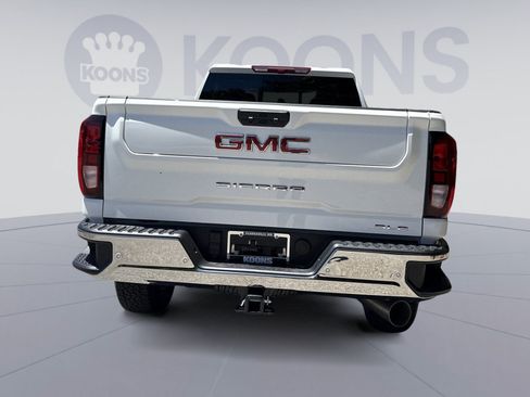 New 2026 GMC Sierra 2500 SLE w/ SLE Value Package; AWD/4WD image 4