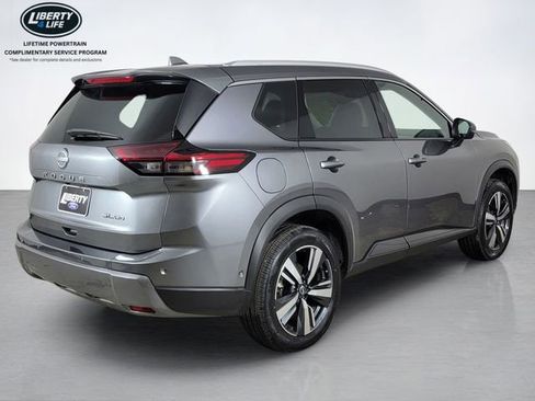 Used 2026 Nissan Rogue SL AWD/4WD image 3