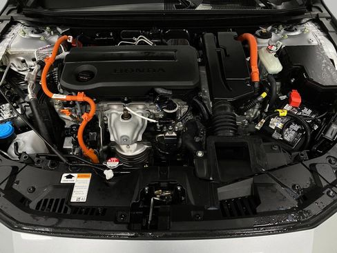 Used 2025 Honda Accord Sport image 11