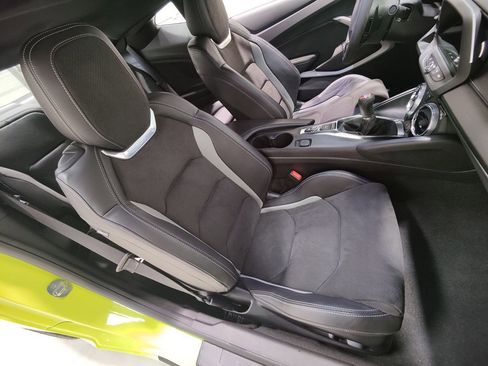Used 2021 Chevrolet Camaro SS image 11