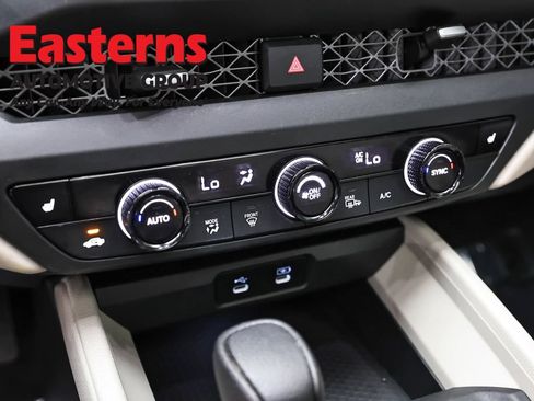 Used 2024 Honda Accord EX image 19