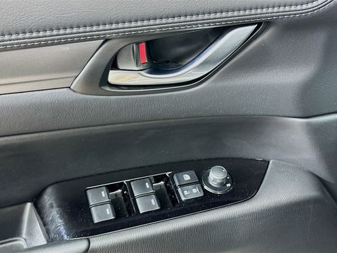 Used 2025 MAZDA CX-5 AWD 2.5 S w/ Preferred Package image 15