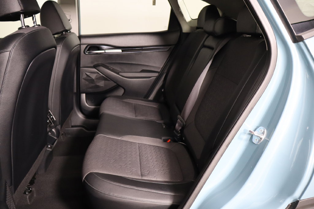 Used 2026 Kia Seltos S FWD image 16