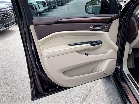 Used 2015 Cadillac SRX Luxury AWD/4WD image 22