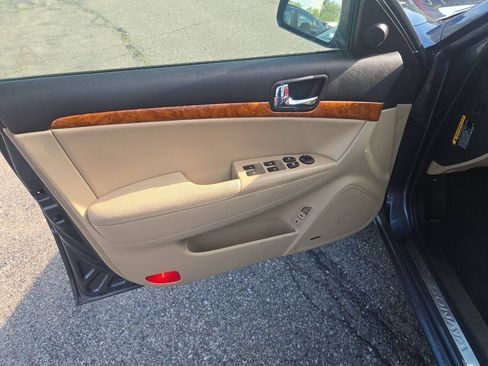 Used 2009 Hyundai Sonata Limited FWD image 15