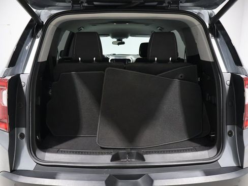 Used 2021 GMC Acadia SLE w/ Driver Convenience Package image 21