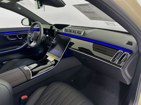 New 2026 Mercedes-Benz S 63 AMG S image 32