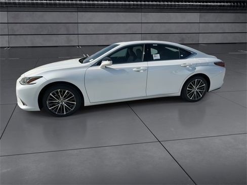New 2025 Lexus ES 350 w/ Premium Package image 5