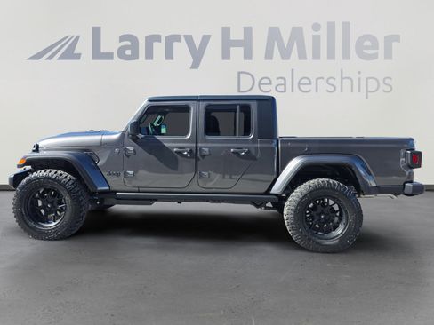 New 2026 Jeep Gladiator Sport AWD/4WD image 2