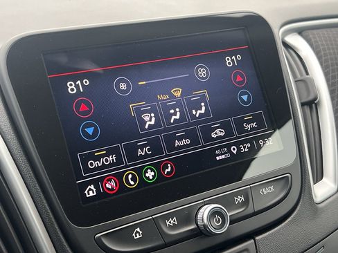 Used 2023 Chevrolet Malibu LT image 27