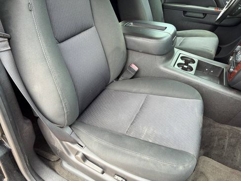 Used 2013 Chevrolet Suburban LS w/ Texas Edition RWD image 35