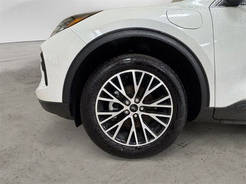 New 2025 Ford Escape Base image 14