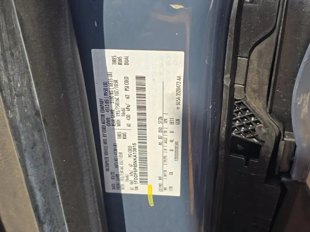 Used 2022 Ford Transit 350 DRW RWD image 17