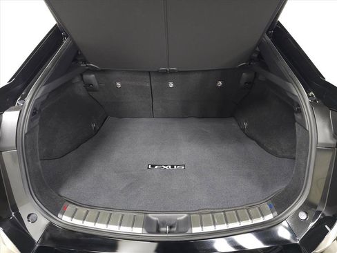 Used 2023 Lexus RZ 450e Premium image 8