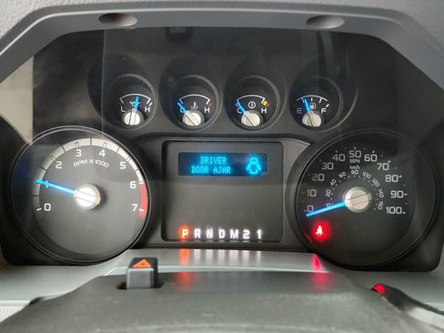 Used 2016 Ford F250 XLT w/ FX4 Off-Road Package AWD/4WD image 12