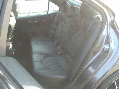 Used 2024 Toyota Camry SE FWD image 15