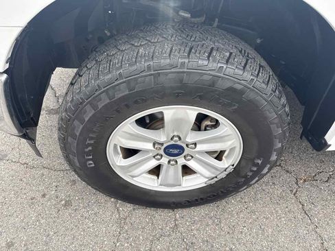 Used 2018 Ford F150 XLT w/ Trailer Tow Package image 9