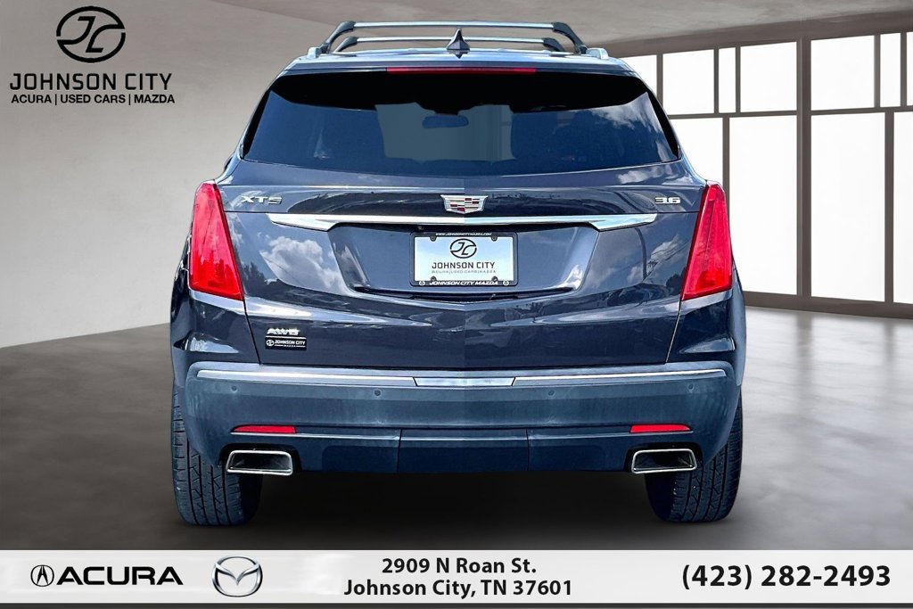 Used 2017 Cadillac XT5 Premium Luxury w/ Advanced Security Package AWD/4WD image 4