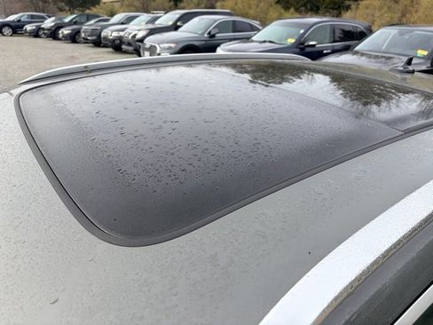 Used 2025 Audi Q3 2.0T Premium w/ Convenience Package image 6