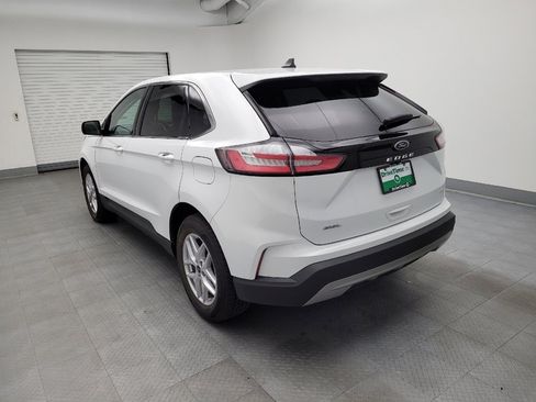 Used 2023 Ford Edge SEL image 5