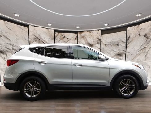 Used 2018 Hyundai Santa Fe Sport AWD/4WD image 5