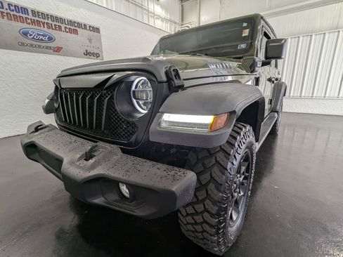 Used 2023 Jeep Wrangler Unlimited image 2