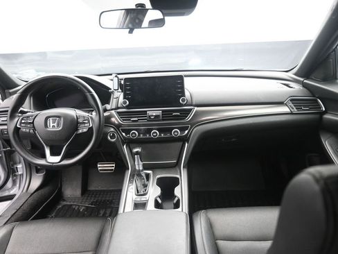 Used 2019 Honda Accord Sport image 12