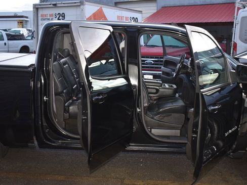 Used 2017 Chevrolet Silverado 1500 LT w/ All Star Edition image 23