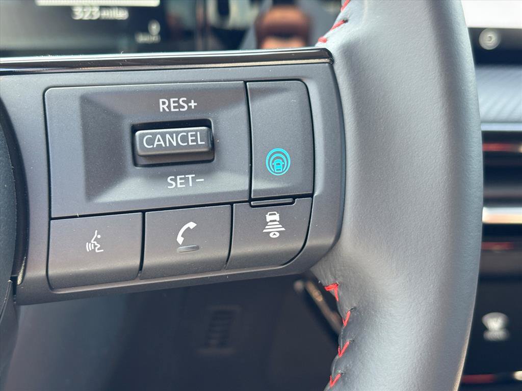 Used 2026 Nissan Kicks SR w/ Cold Weather Package AWD/4WD image 17