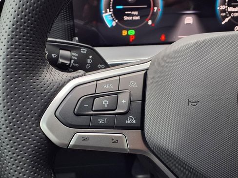 New 2026 Volkswagen Tiguan SE R-Line image 19