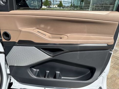 New 2025 Lincoln Navigator L Black Label image 17