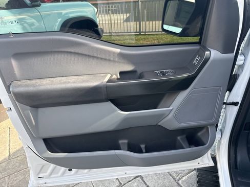 Used 2025 Ford F150 XL image 11