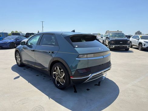 Used 2024 Hyundai Ioniq 5 SEL RWD image 2