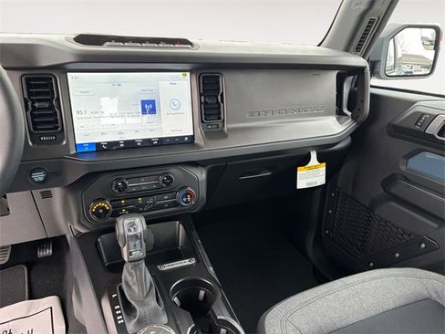 New 2025 Ford Bronco 2-Door w/ Sasquatch Package image 11