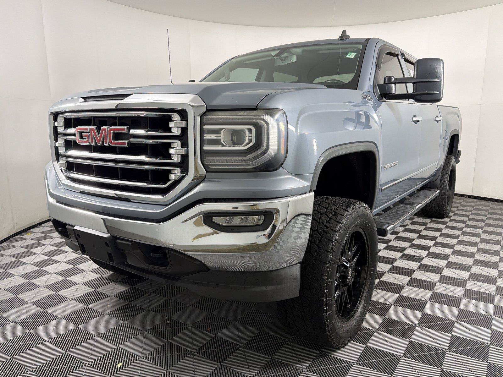Used 2016 GMC Sierra 1500 SLT w/ SLT Premium Package AWD/4WD image 3