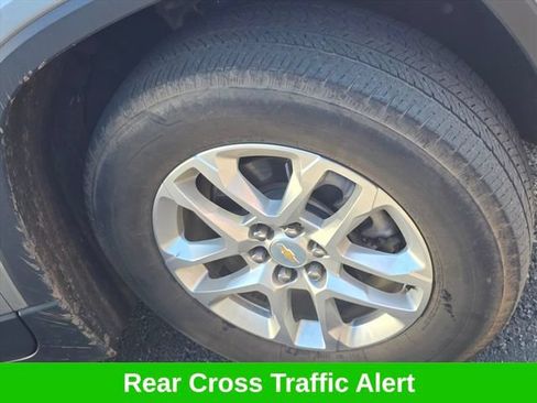 Certified 2023 Chevrolet Traverse LS w/ Safety Package FWD image 17