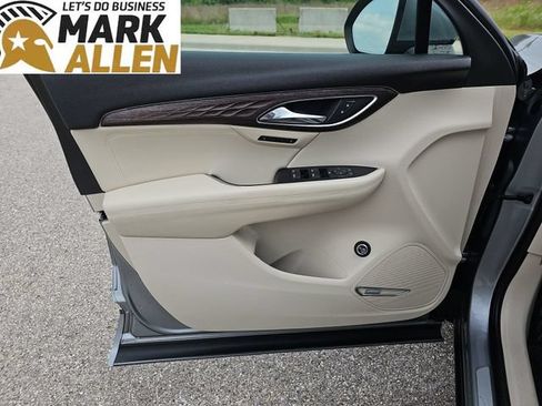 Used 2023 Buick Envision Avenir FWD image 22